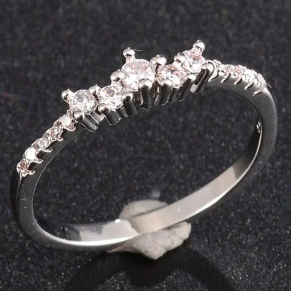 💍 Minimalist 925 Silver Plated Eternal Ring for Women, VIP166 - Picture 1 of 3